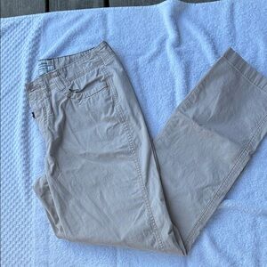 L.L. Bean Women's Tan Pants with 5 pockets.